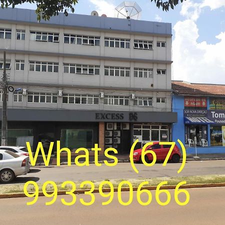 Portaria E Circulacao De Hospedes So Ate 23 Horas - Reabre As 5 Horas - Compartilhado Tompell Hostel Ponta Pora Exterior photo